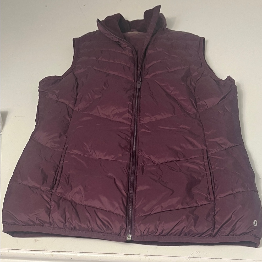 Xersion Medium Purple Wine Packable Sleeveless Puffer Zip Up Vest